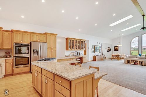2929 Water Tower Dr, Crete IL  60417-4461 exterior