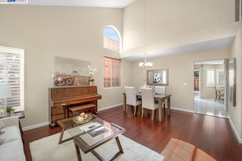 79 Brookstone Way, Hayward, CA 94544-2979