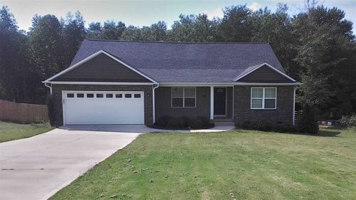 224 Bent River Dr, Inman, SC 29349-8572