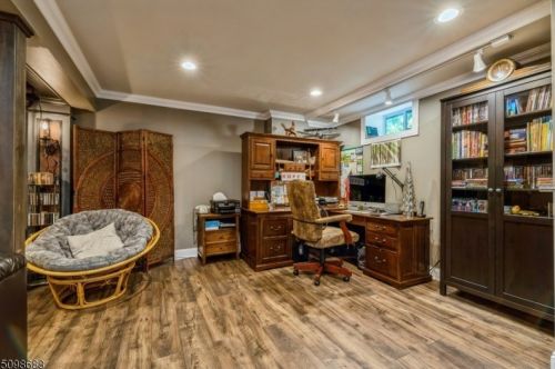 102 Drakestown Rd, Hackettstown NJ  07840-5686 exterior