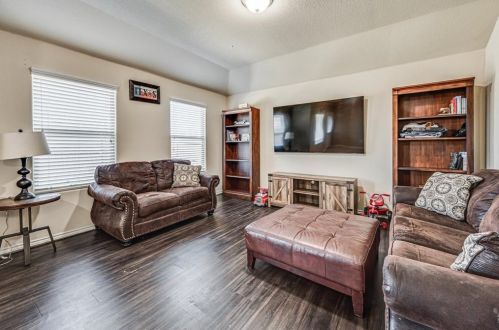 5117 Grayson Rdg Dr, Fort Worth TX  76179 exterior