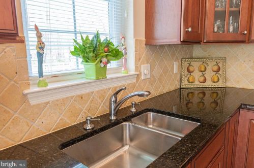 1700 Speedwell Rd, Lancaster PA  17601-4628 exterior