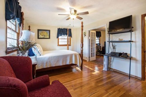 2766 Harrington Pl, Atlanta GA  30311-2346 exterior