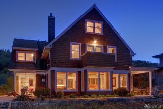 12066 Apple Tree Point Ln, Eglon, WA 98346-9602