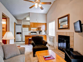 2400 17th Ave, Longmont CO  80503-1767 exterior
