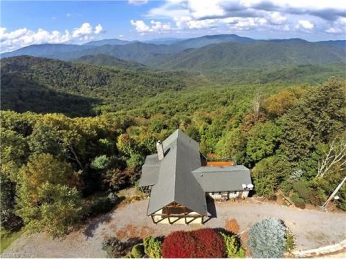 475 Skyridge Dr, Clyde, NC 28721-9362