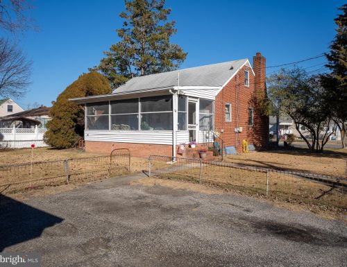 8470 Bedford Rd, Riviera Beach, MD 21122-2735
