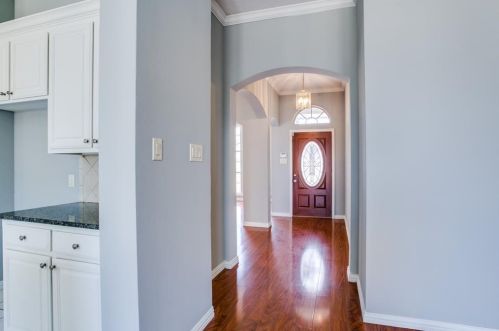 8905 Saranac Trl, Fort Worth TX  76118-7592 exterior