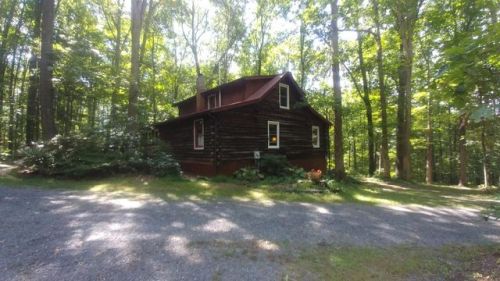 280 Oak Ridge Dr, Millboro, VA 24460-2185