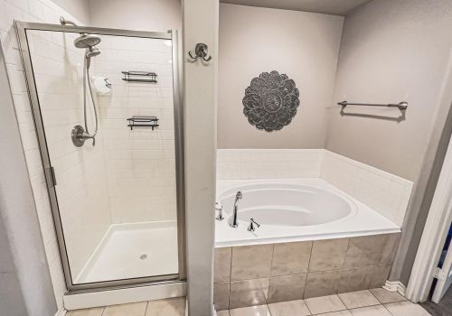 1209 Fair Dr, Angleton TX 77515-9327 exterior