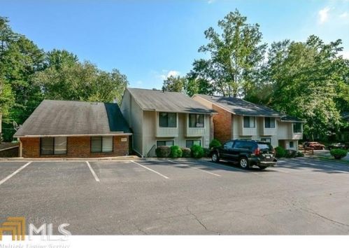 2240 Surrey Ct, Marietta, GA 30067-6670