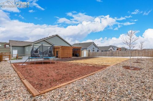 10182 Moorcroft Dr, Amo, CO 80831