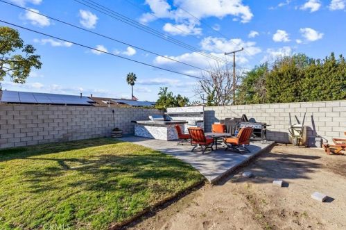 12681 Swidler Pl, Santa Ana CA  92705-1210 exterior