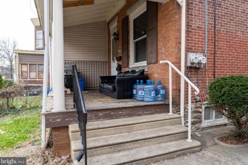 5614 3rd St, Philadelphia, PA 19120-2318