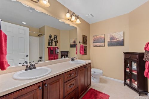 26508 Walker Dr, Denver CO 80016-6105 exterior