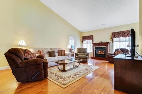 34 Congressional Rd, Jackson Twp, NJ 08527-4018