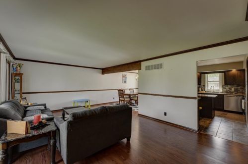 9525 Southwood Dr, Hammond IN 46321-3021 exterior