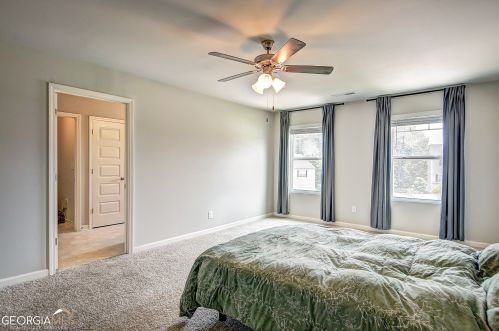 3843 Hempstead Way, Atlanta GA  30331-5268 exterior