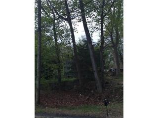 45 Essex Rd, Westbrook, CT 06498-1502