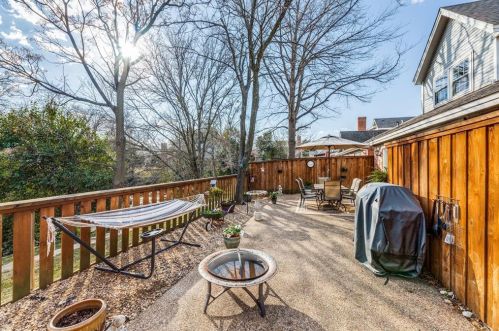 2930 Waterfront Dr, Garland TX  75042-4810 exterior