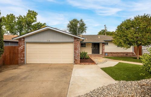 713 O St, Rio Linda, CA 95673-2353