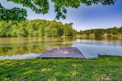 319 Glade Rd, Mount Airy, GA 30563-1881