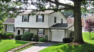 1260 Toann Rd, York, PA 17403-3028