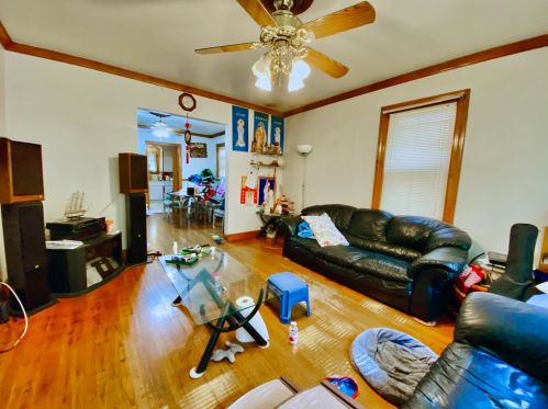 6030 Wolcott Ave, Chicago, IL 60660-2316