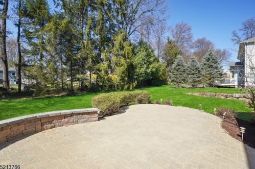 25 Marjaleen Dr, Dover NJ  07869-3411 exterior