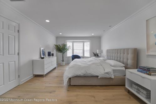 49 Maidenstone Dr, Tinton Falls NJ 07712-3780 exterior