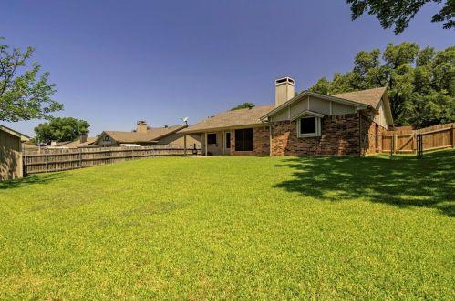 6756 Fair Mdw Dr, Fort Worth TX 76182-7612 exterior