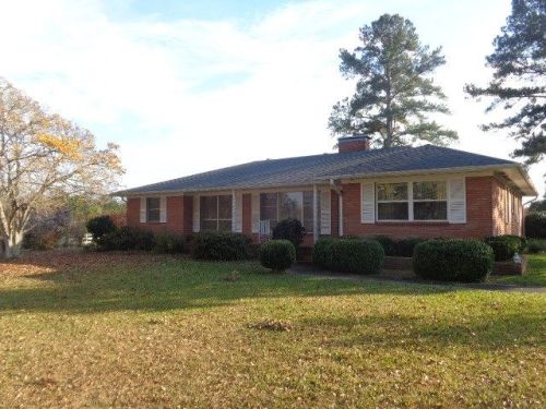 342 Whitworth St, Hazlehurst, MS 39083-2609