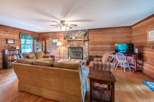 2415 Camp Rd, Big Canoe GA  30143-4925 exterior