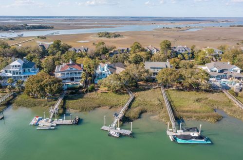 55 Waterway Island Dr, Isle Of Palms SC  29451-2728 exterior