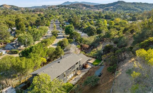 558 Miller Creek Rd, San Rafael CA  94903-1319 exterior