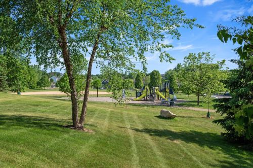 3442 Juliet Dr, Saint Paul MN  55125-3800 exterior