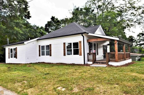 202 Chandler St, Carrollton, GA 30117-2204