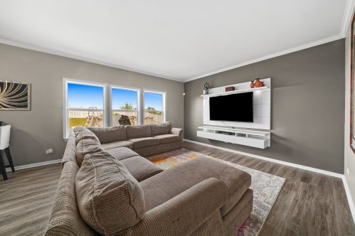 220 Bald Eagle Ln, Sollitt, IL 60401-7002