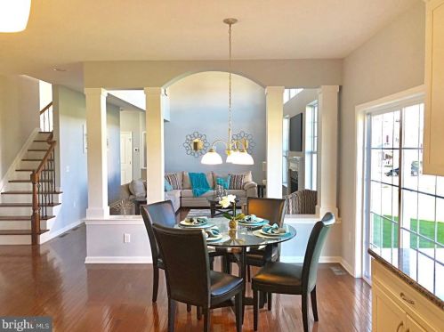 46 Stoneham Rd, Trenton NJ 08638-2746 exterior