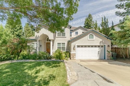 8437 Cobble Creek Ln, Citrus Heights, CA 95662-3868
