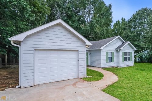 25 Branchwood Dr, Porterdale GA  30016-4570 exterior