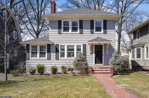 47 Yale St, Maplewood, NJ 07040-3135