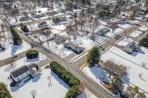 314 Flanders Rd, Southington, CT 06489-2814