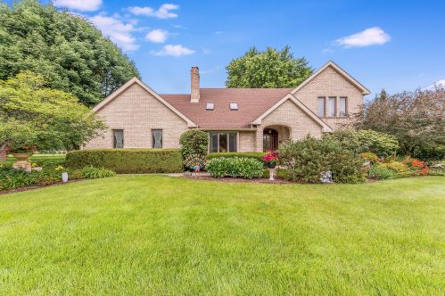 24660 Red Oak Ln, Joliet, IL 60404-9456