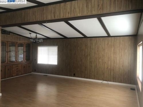 29268 Providence Way, Hayward, CA 94544-6412