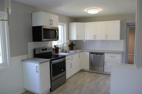 3888 Eddystone Dr, Cincinnati OH  45251-1958 exterior