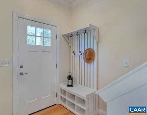 1826 Clay Dr, Crozet, VA 22932-2880