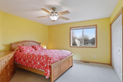 2915 Eagle Valley Dr, Saint Paul MN  55129-4266 exterior