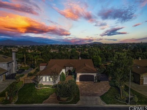 8071 Pepita Ct, Riverside, CA 92508-8725