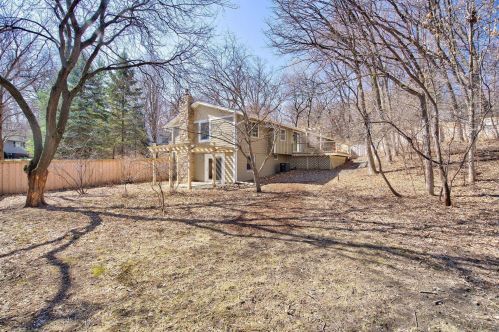 302 Cimarron Rd, Saint Paul MN  55124-9751 exterior